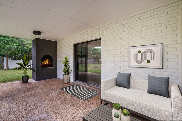 520 Sagecrest Dr., San Antonio, TX 78232