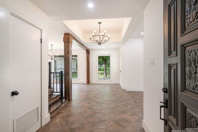 520 Sagecrest Dr., San Antonio, TX 78232