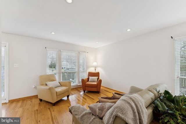 13901 WAVERLY CREEK CT, Chantilly, VA 20151