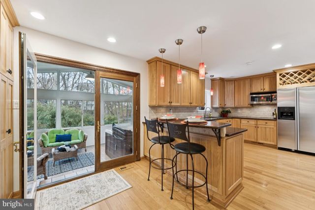 13901 WAVERLY CREEK CT, Chantilly, VA 20151