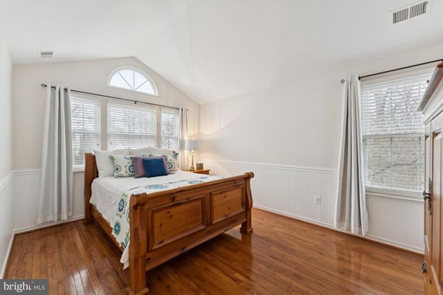 13901 WAVERLY CREEK CT, Chantilly, VA 20151