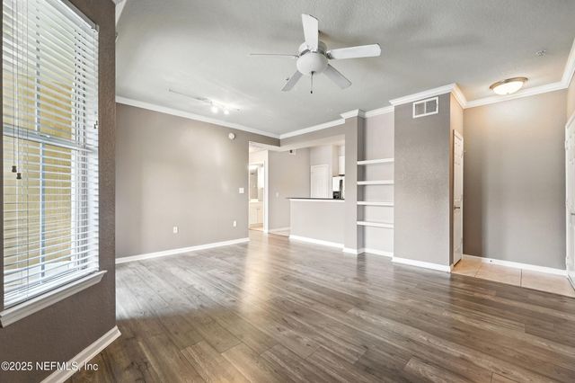 8539 GATE Parkway W, 1435, Jacksonville, FL 32216