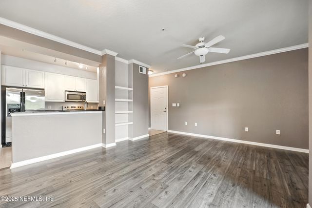 8539 GATE Parkway W, 1435, Jacksonville, FL 32216