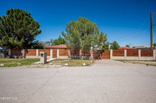 111 Wiseman Circle, Socorro, TX 79927