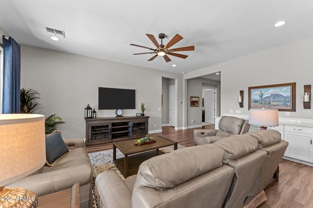 4255 COPPERHEAD Drive, Wickenburg, AZ 85390