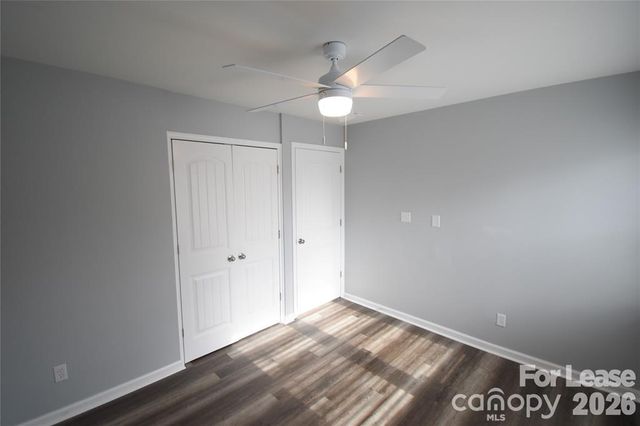 924 Edgegreen Drive, Charlotte, NC 28217