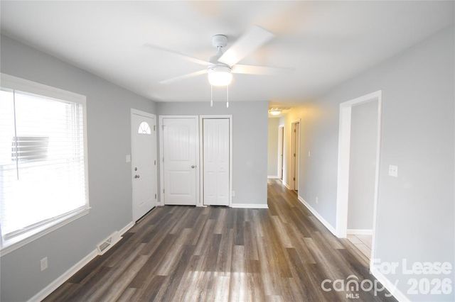 924 Edgegreen Drive, Charlotte, NC 28217