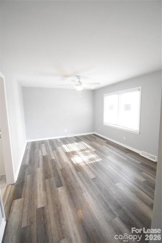 924 Edgegreen Drive, Charlotte, NC 28217