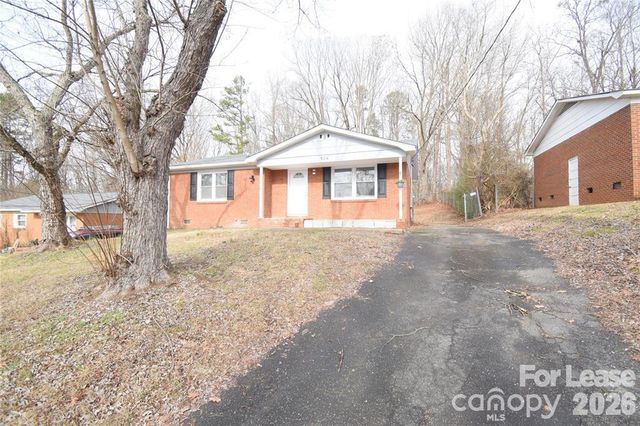 924 Edgegreen Drive, Charlotte, NC 28217
