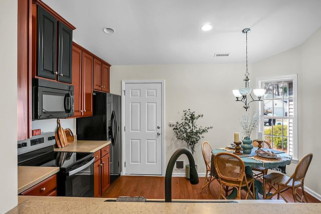 7417 Painted Bunting Way, Hanahan, SC 29410