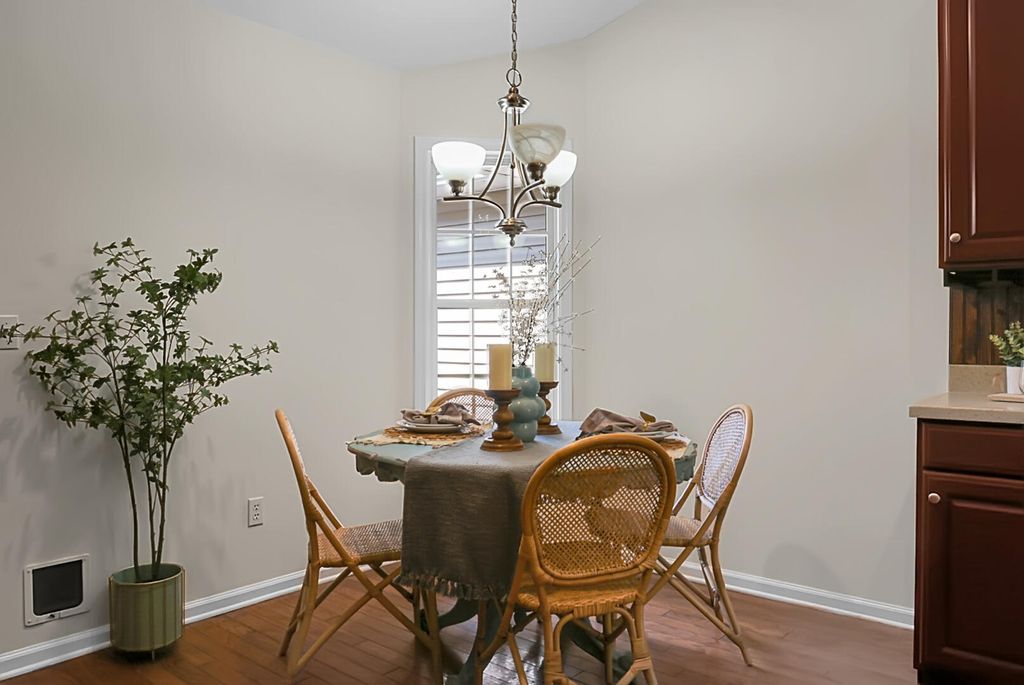 Image 14 of property listing at 7417 Painted Bunting Way, Hanahan, SC 29410