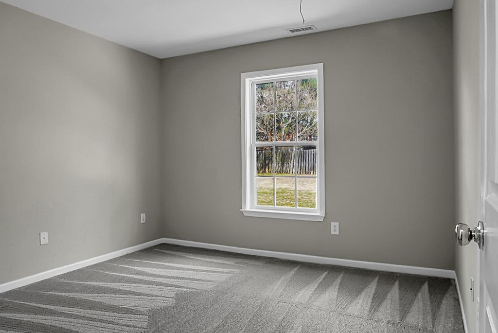 Image 35 of property listing at 7417 Painted Bunting Way, Hanahan, SC 29410