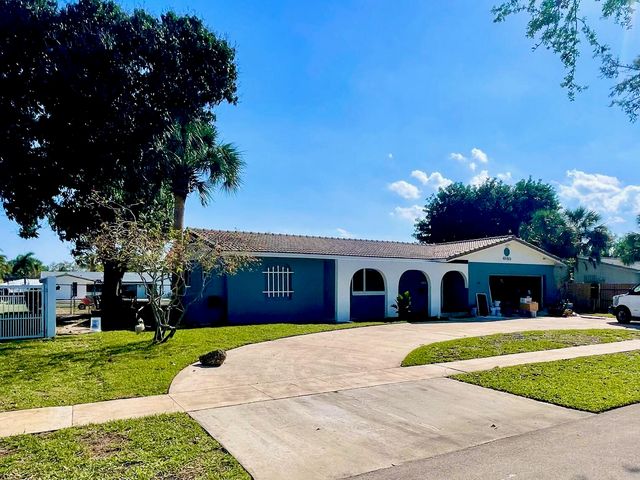 6160 SW 14th Street, Plantation, FL 33317