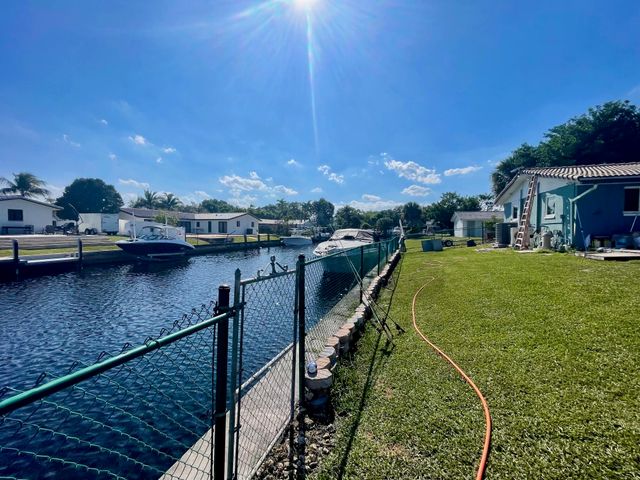 6160 SW 14th Street, Plantation, FL 33317