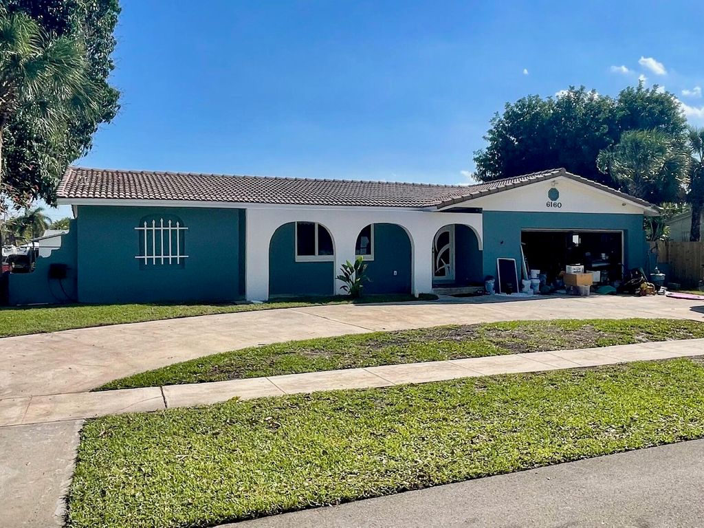 6160 SW 14th Street, Plantation, FL 33317