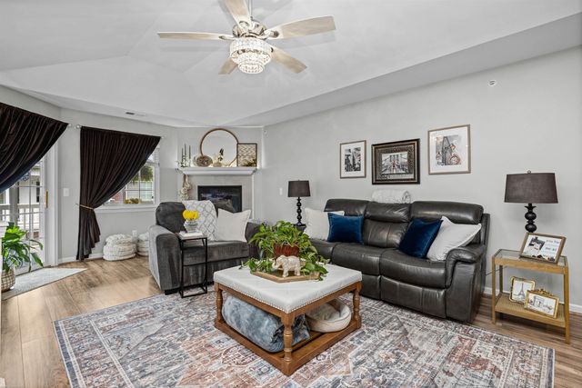 6817 Boulder Pointe Drive, Washington Twp, MI 48094