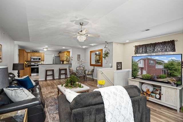 6817 Boulder Pointe Drive, Washington Twp, MI 48094