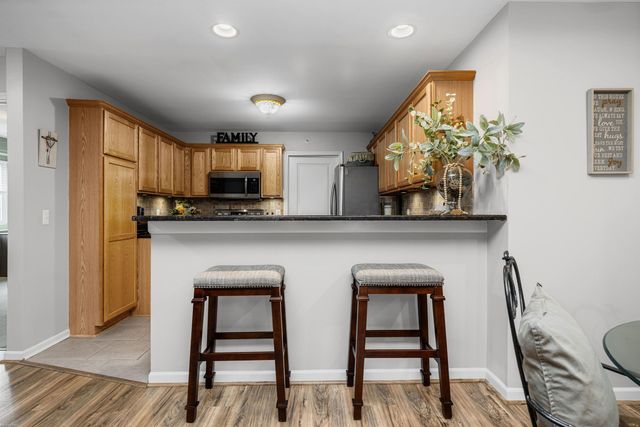 6817 Boulder Pointe Drive, Washington Twp, MI 48094