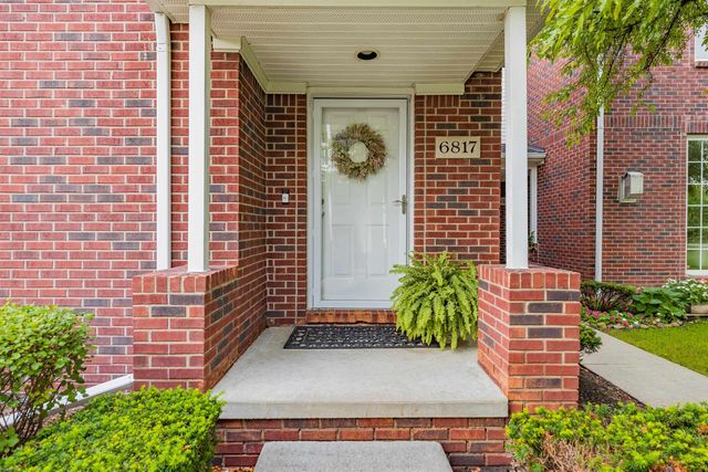 6817 Boulder Pointe Drive, Washington Twp, MI 48094