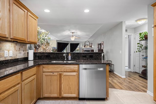 6817 Boulder Pointe Drive, Washington Twp, MI 48094