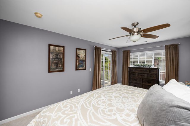 6817 Boulder Pointe Drive, Washington Twp, MI 48094