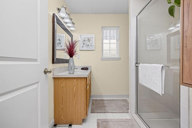 6817 Boulder Pointe Drive, Washington Twp, MI 48094