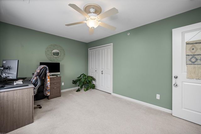 6817 Boulder Pointe Drive, Washington Twp, MI 48094