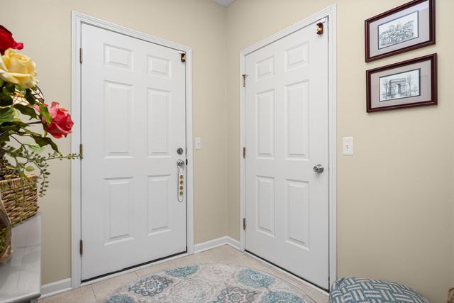 6817 Boulder Pointe Drive, Washington Twp, MI 48094