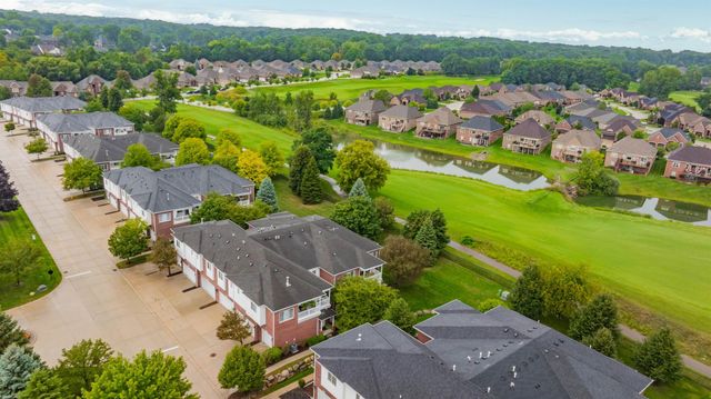 6817 Boulder Pointe Drive, Washington Twp, MI 48094