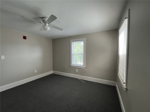 217 State Street 2R, Bristol, RI 02809