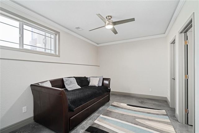 24611 Woodland Circle, Lee's Summit, MO 64086