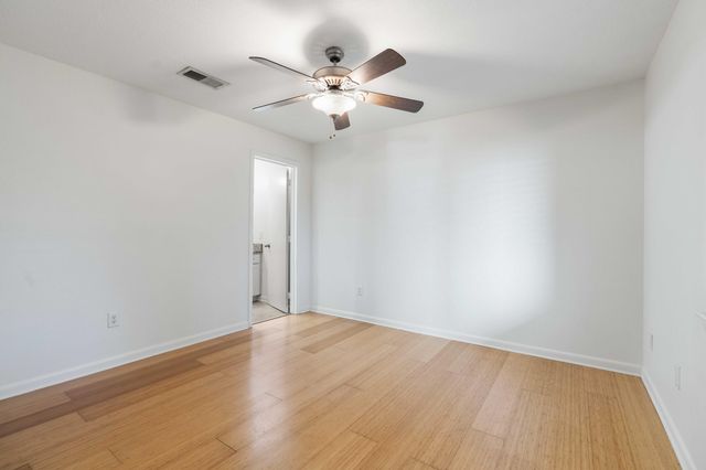 268 Alexandra Drive 11, Mount Pleasant, SC 29464