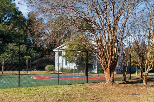 268 Alexandra Drive 11, Mount Pleasant, SC 29464