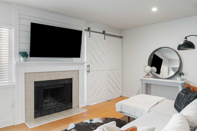 268 Alexandra Drive 11, Mount Pleasant, SC 29464