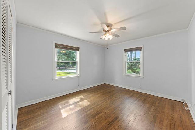 1335 College Avenue, Wheaton, IL 60187