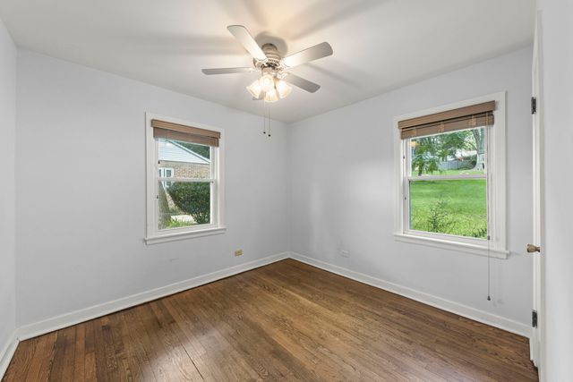 1335 College Avenue, Wheaton, IL 60187