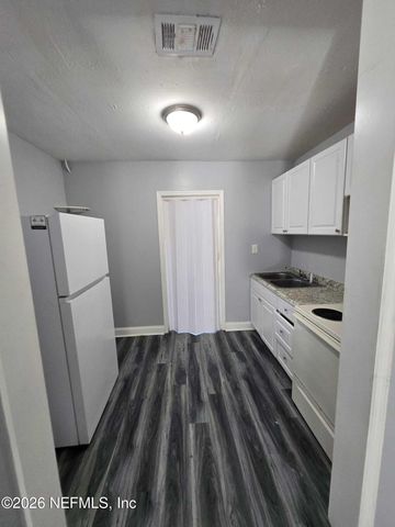 1551 E 27TH Street, Jacksonville, FL 32206