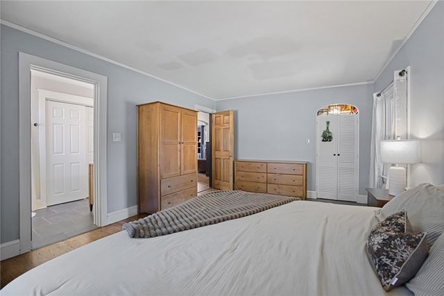 254 Mount Pleasant Avenue, Providence, RI 02908