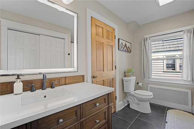 254 Mount Pleasant Avenue, Providence, RI 02908
