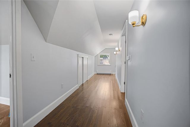 254 Mount Pleasant Avenue, Providence, RI 02908