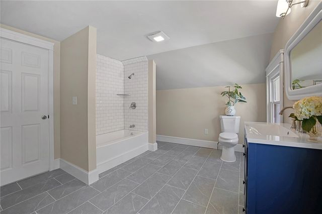 254 Mount Pleasant Avenue, Providence, RI 02908