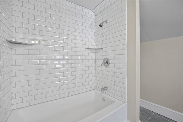254 Mount Pleasant Avenue, Providence, RI 02908
