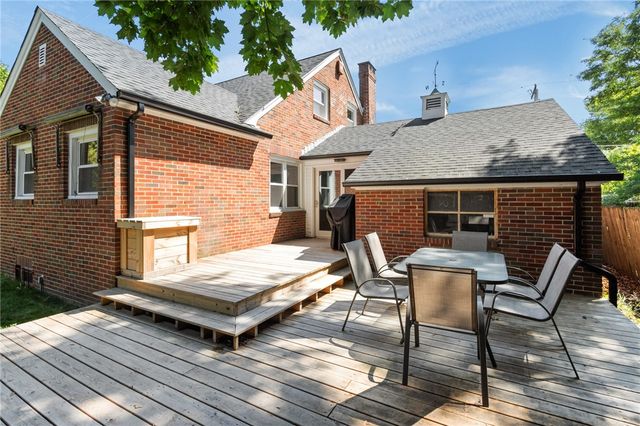 254 Mount Pleasant Avenue, Providence, RI 02908