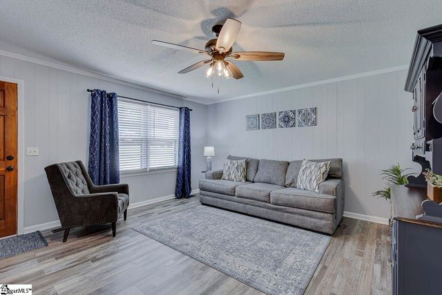 321 Springdale Avenue, Liberty, SC 29657