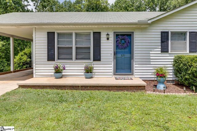 321 Springdale Avenue, Liberty, SC 29657