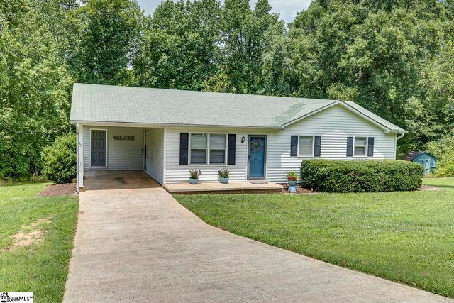 321 Springdale Avenue, Liberty, SC 29657