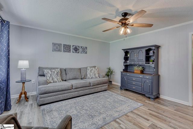 321 Springdale Avenue, Liberty, SC 29657
