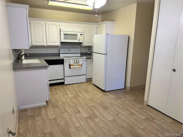 775 S Alton Way 1C, Denver, CO 80247
