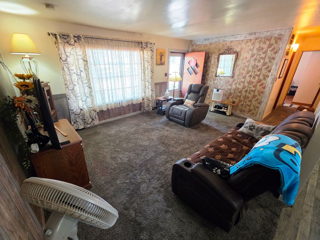 Image 11 of property listing at 108 N Linton Street, Odin, IL 62870