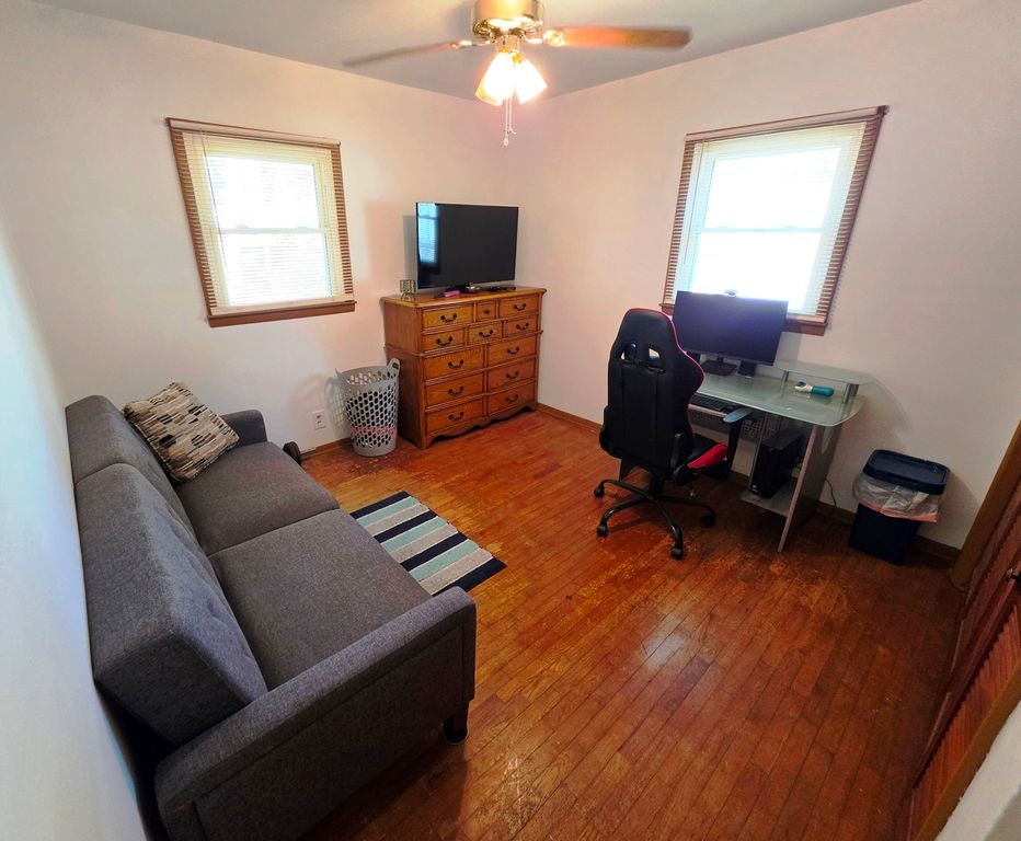 Image 15 of property listing at 108 N Linton Street, Odin, IL 62870